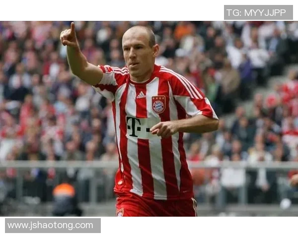 足球明星罗本精彩瞬间回顾与经典图片分享 足球明星罗本精彩瞬间回顾与经典图片分享